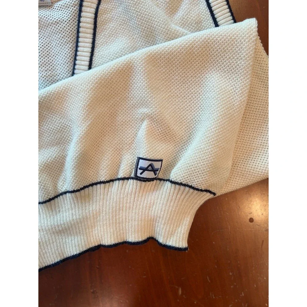 VTG Athlet Sportswear v neck vest cream cotton blend Tennis Cricket style